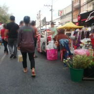 บรรยากาศ ตลาดราตรี มุกดาหาร