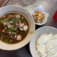 พระนคร ก๋วยเตี๋ยวเรือพระนคร โลตัสนวนคร