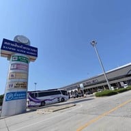 ตลาดบ้านเพ