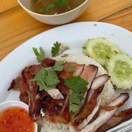 เมนูของร้าน ข้าวมันไก่ โกบี ปั๊มปตท