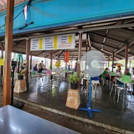 บรรยากาศ รอเรือ ก๋วยเตี๋ยวเป็ด
