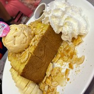 Sugar Town “Cafe & Restaurant”