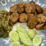 บุญปั๋น ไส้อั่ว - Northern Sausage