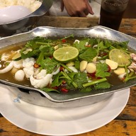 สุขเสมอแคมป์ปิ้ง เกาะล้าน