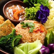 ข้าวคลุกน้ำพริก by18ธันวา