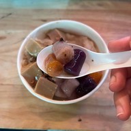 โยว ยู่ หยวน น้ำแข็งใสเกล็ดหิมะไต้หวัน (优 宇 圓) ตลาดรถไฟแดนเนรมิต สาขาตลาดรถไฟแดนเนรมิต