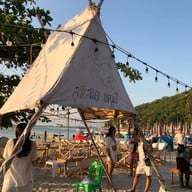 สุขเสมอแคมป์ปิ้ง เกาะล้าน