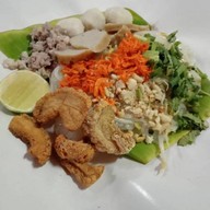 ร้านก๋วยเตี๋ยวแห้งสูตรโบราณ-ย่านสะพานสี่