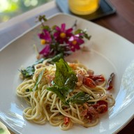 PADTHAI TONJIK RESTAURANT & CAFE