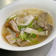 เมนูของร้าน ก๋วยจั๊บเอกไพลิน ศรีนครินทร์