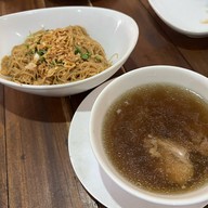 เมนูของร้าน หมี่สะปำคุณยายเจียร