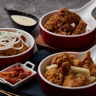 IntChon อินชอน ไก่ทอดนานาชาติ อุดมสุข