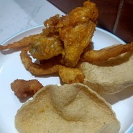 เฉาเทียนเหมิน ฮอทพอท 朝天门火锅