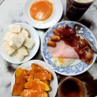 On Lok Yun (ออน ล๊อก หยุ่น)