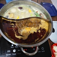 JinJin Hotpot 重庆麻辣火锅 เกาะสมุย