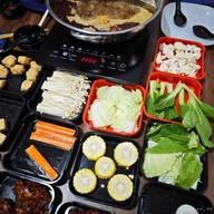 JinJin Hotpot 重庆麻辣火锅 เกาะสมุย