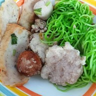 เฮียหนิเย็นตาโฟต้มยำ จอมทอง16