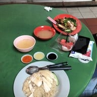 เมนูของร้าน Maxwell Food Court