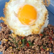 กะเพราเนื้อ รามอินทรา