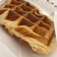 Eric Kayser เซ็นทรัลอีสต์วิลล์