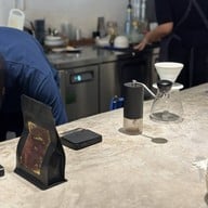 หลง - LÓNG COFFEE -