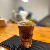 Artists Coffee - studio กลางเมือง