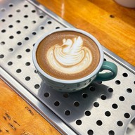 Artists Coffee - studio กลางเมือง