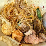 ก๋วยเตี๋ยวเรืออยุธยา ร้อยตะกร้อ อุดรธานี