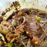 เมนูของร้าน ก๋วยเตี๋ยวเรือ ป.ประทีป  สาขาแม่อุ่นเรียน สันโค้งน้อย