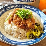 ต้มเลือดหมูบ้านร่อม