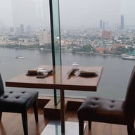 บรรยากาศ SEEN Restaurant & Bar Bangkok