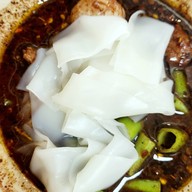 เมนูของร้าน ก๋วยเตี๋ยวเรือ ป.ประทีป  สาขาแม่อุ่นเรียน สันโค้งน้อย