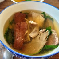 ต้มเลือดหมูบ้านร่อม