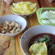 ก๋วยเตี๋ยวเรือท่าพระ กรุงธนบุรี ชามยักษ์