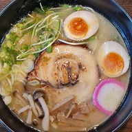 Boss Ramen at North Hill Golf Club