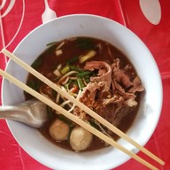 เมนูของร้าน ร้าน ก๋วยเตี๋ยวสมหมายดอนโมง