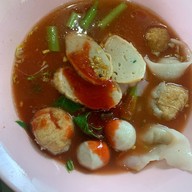 ข้าวหมูแดงหมูกรอบ ศรีวัช เชิญชิม