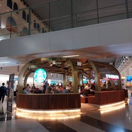 Starbucks Dubai inter national Airport