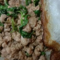 บ้านบะหมี่ หลังอีซูซุ