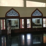 บรรยากาศ อาคารพิพิธภัณฑ์บริขารพระอาจารย์มั่น ภูริทัตตเถระ