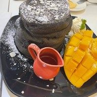 Souffle & Souffle Pancakes Cafe