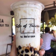 AP TEA เอพีที ชานมไข่มุก สาขาเมืองเดชพลาซ่า อยู่ติดร้านดูดีแฮร์