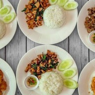 ปังปิ้ง นึ่งเยิ้มๆ By. Hmam บางปลา