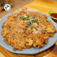 เมนูของร้าน เรือนไทย ผัดไทย หอยทอด ข้าวมันไก่