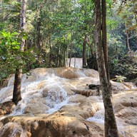 น้ำตกศรีสังวาลย์