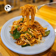 เมนูของร้าน เรือนไทย ผัดไทย หอยทอด ข้าวมันไก่