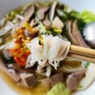 ข้าวปุ้นน้ำแจ่วป้าบัวหวาน