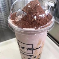 AP TEA เอพีที ชานมไข่มุก สาขาเมืองเดชพลาซ่า อยู่ติดร้านดูดีแฮร์