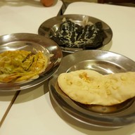 ฌาบีบี เฮ้าส์ จุฬา12  สวนหลวงสแควร์