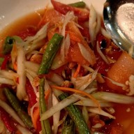 ส้มตำ ยำ เผา กะหลิม (ป่าตอง)